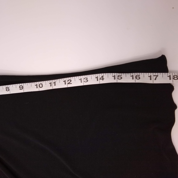 Forever 21| Long Sleeve Shirt Peek A Boo Shoulders - Picture 7 of 7